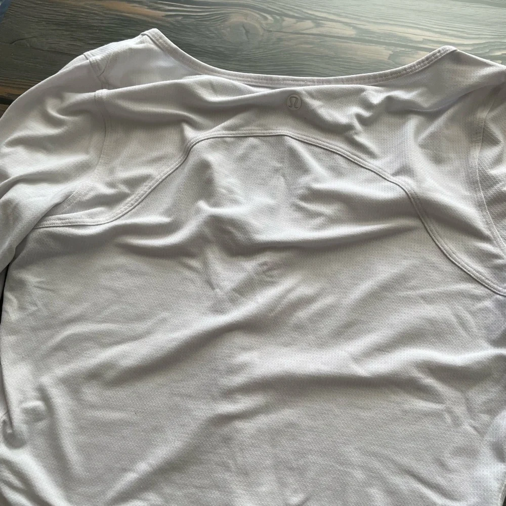 Lululemon Athletica Cream Crop - Picture 3 of 6